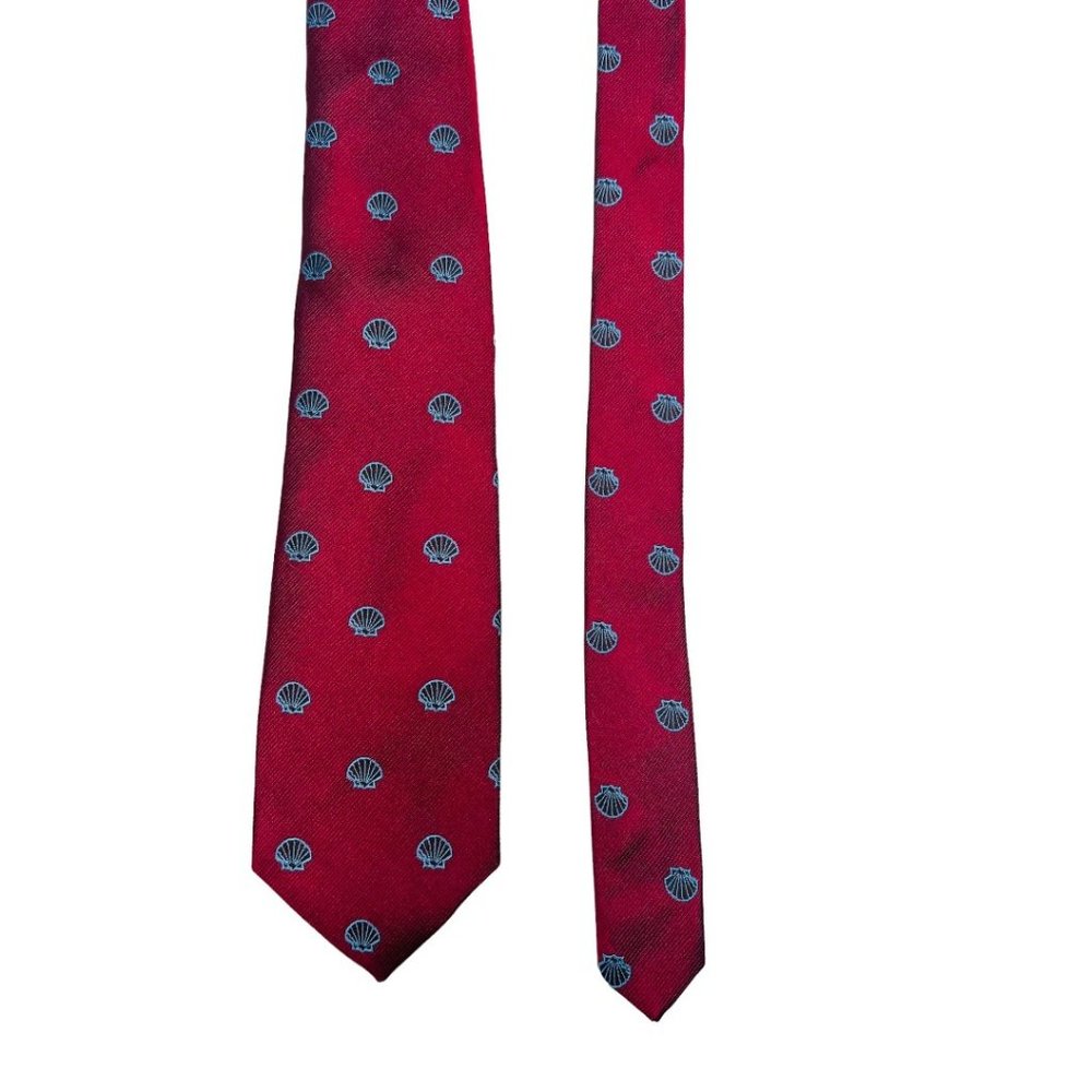 Christian Dior 100% Silk Men's Tie Burgundy With Seashell Design 3" Width